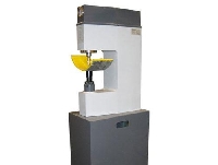 Oil-pneumatic riveting machine for brake shoes
